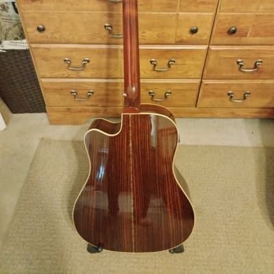 Gibson Songwriter Deluxe Plus EC 2006 - Grover Tuning Keys, Fishman Electronics. Price drop $1995 Obo.. This Guitar is in excellent condition. It has zero scratches, finish is in excellent condition. Rosewood back, sides and fretboard. image 3
