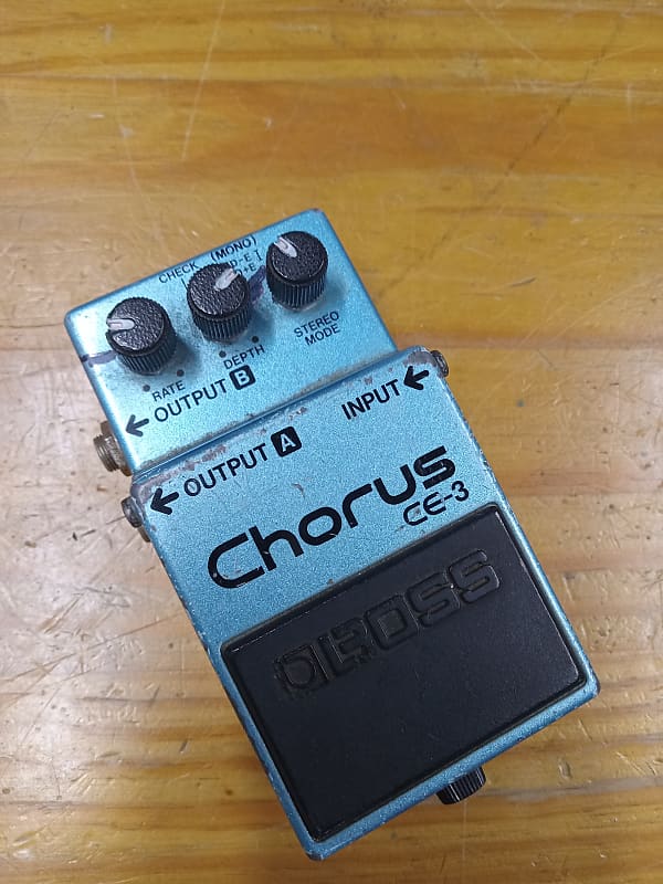 Boss CE-3 Chorus