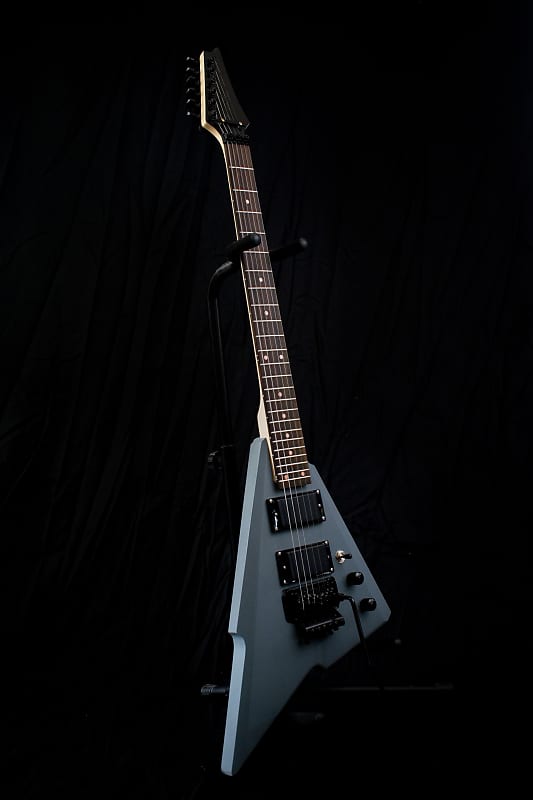 Zero guitars Blade, Fender katana redesigned custom guitar Reverb UK