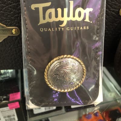 Taylor Leather Luggage Tag with Concho - Chocolate Brown, Gold Logo image 2