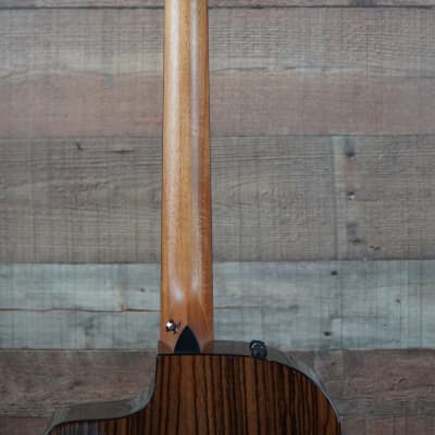 214ce Plus 6-String | Sitka Spruce Top | Layered Rosewood Back and Sides | Tropical Mahogany Neck | West African Crelicam Ebony Fretboard | Expression System® 2 Electronics | Venetian Cutaway | Aerocase image 7