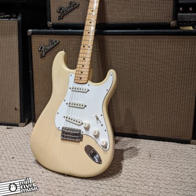 Fender Stratocaster Custom Mary Kay Blonde Maple Neck 1975 w/ G&G Case image 2
