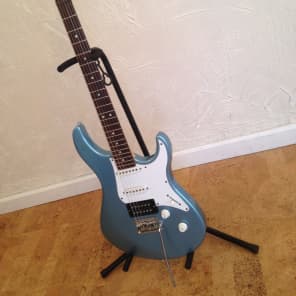 MINTY 1990 Yamaha Pacifica 912 in Pacific Blue image 9