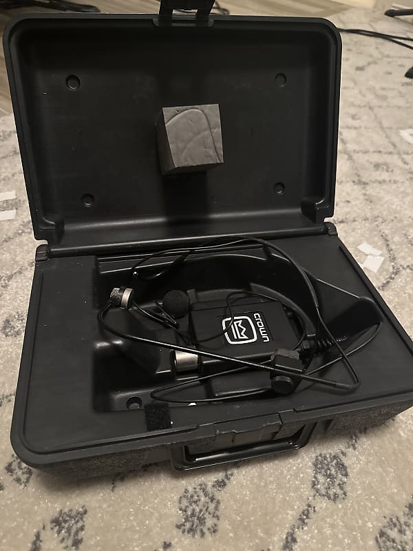 AKG CM311 XLR Headworn Condenser Microphone 2020s Black Reverb