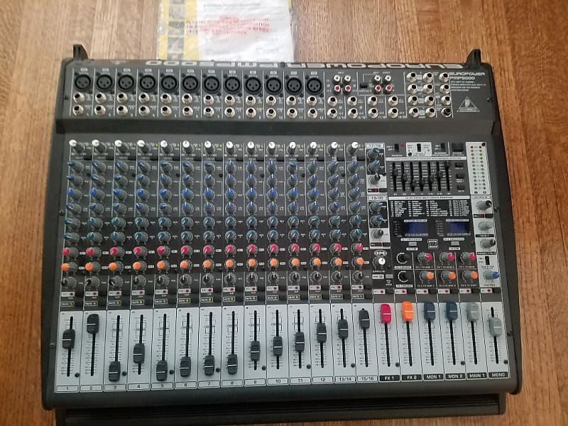 Behringer Europower PMP3000 1200-Watt 16-Channel Powered Mixer with  Multi-Effects Processor