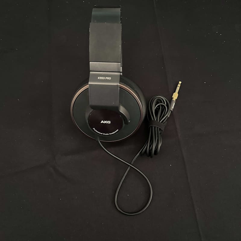 AKG K553 Pro Closed-Back Studio Headphones 2010s - Black  			
