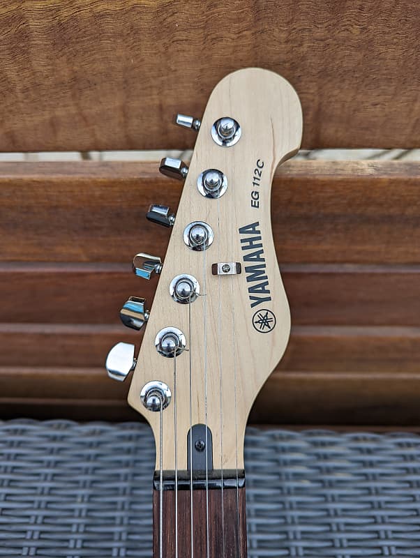 Yamaha EG 112C guitar in blue (H/S/S) | Reverb