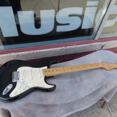 Fender American Series Stratocaster 2000 - 2007 | Reverb Fender American Series Stratocaster 2000 - 2007 | Reverb
