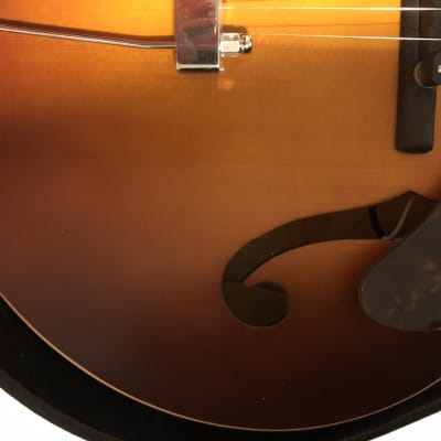 Gretsch G9555 New Yorker Archtop image 4