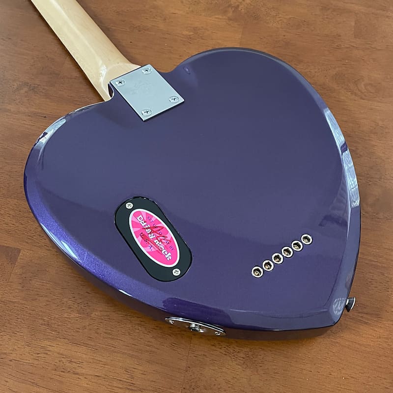 Daisy Rock Heartbreaker プリンセスパープル Daisy Rock Purple Heartbreaker Guitar with Gig Bag | Reverb