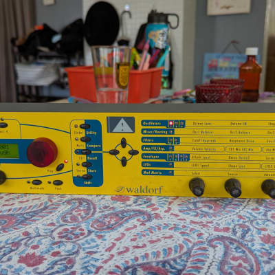 Waldorf Micro Q Rackmount Synthesizer 1999 - 2011 - Yellow