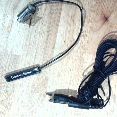 Barcus-Berry Breeze II Acoustic Guitar PREAMP & PICKUP Barcus-Berry Breeze II Acoustic Guitar PREAMP & PICKUP