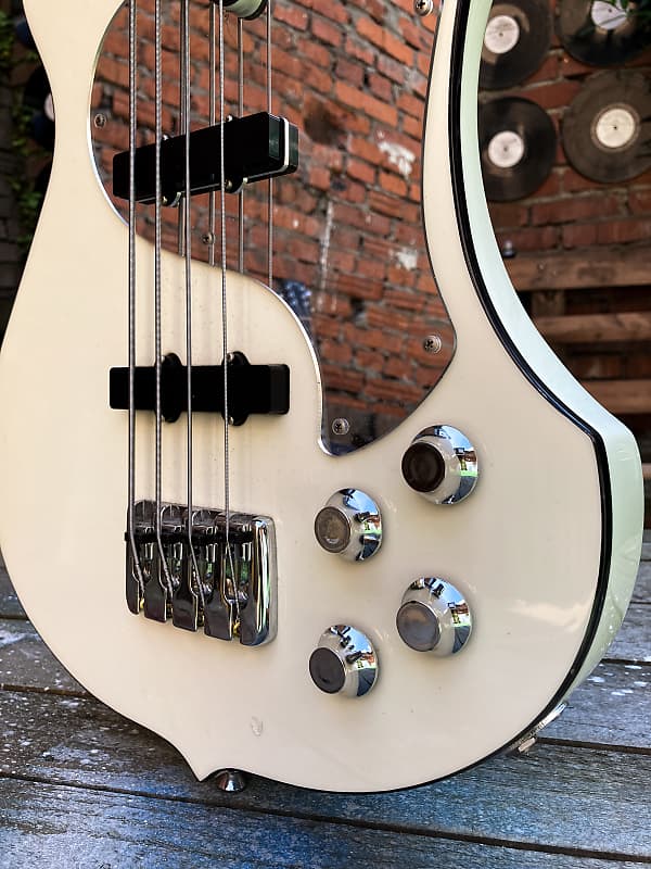 Japan Killer KB Simmony 2010 White Reverse Rickenbacker
