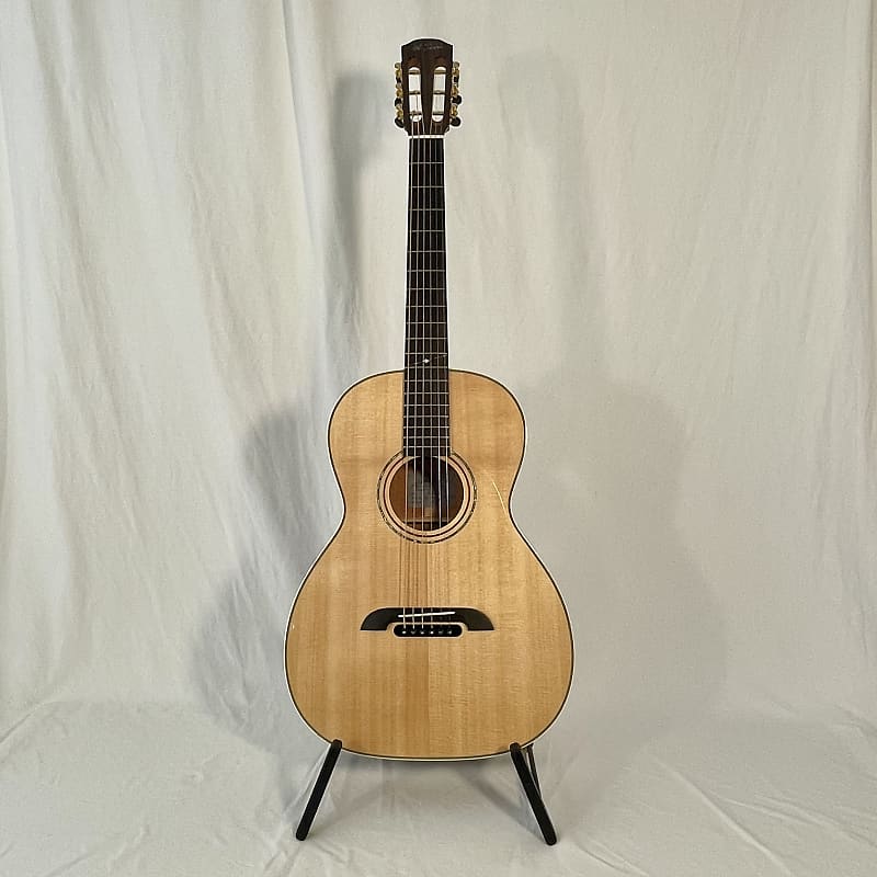 K Yairi KY NYM90V (MH SPR) (12 FRET 00 New Yorker) Masterworks Acoustic  Guitar (2024) 61546 , hardcase. Handmade in Japan.