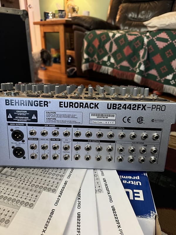 Amazon.com: Behringer EURORACK UB2442FX-PRO Ultra-Low Noise Design 24-Input  4-Bus Mic/Line Mixer with Premium Mic Preamplifiers and Multi-FX Processor  : Musical Instruments