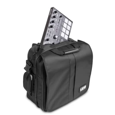 UDG Ultimate CourierBag DeLuxe Black image 5
