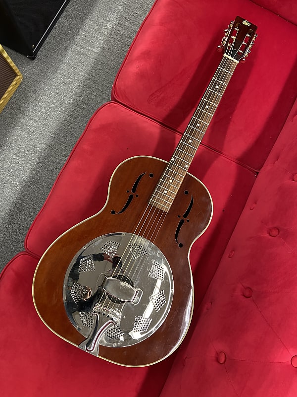 Rogue Resonator Guitar round neck Reverb