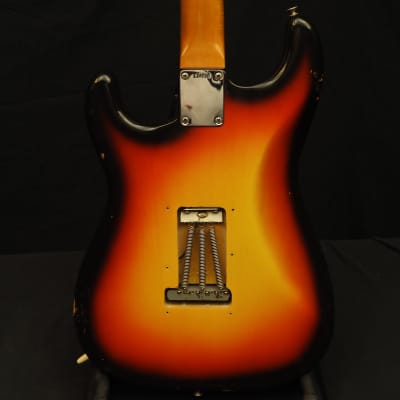 Fender Stratocaster 1965 - 3 Tone Sunburst image 5