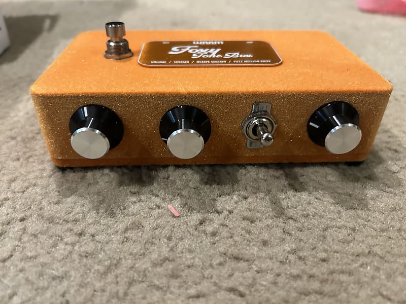 Warm Audio Foxy Tone Box