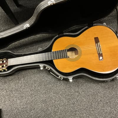 Yamaha CG180S classical guitar made in Taiwan 1985-1988 in excellent condition with beautiful vintage light hard case great for classical guitar students image 5