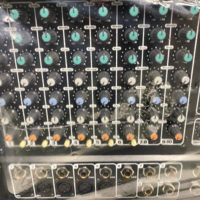 Carlsbro 10/400 powered mixer 400W image 3