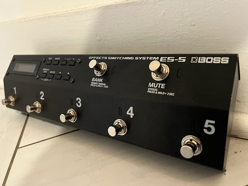 Boss ES-5 Effects Switching System