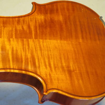 Suzuki Violin No. 330 (Intermediate), 4/4, Japan - Full Outfit - Gorgeous, Great Sound! image 9