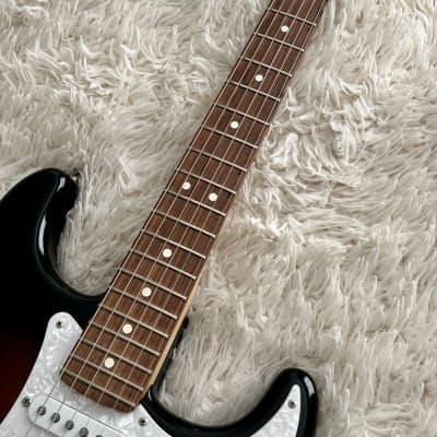 2004 Fender Highway One Stratocaster Sunburst Electric Guitar image 8