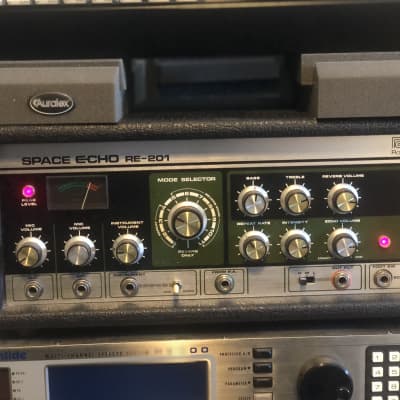 Roland RE-201 Space Echo - Gearspace