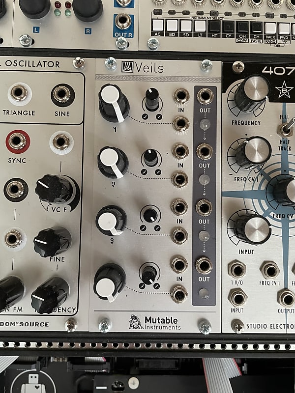Mutable Instruments Veils