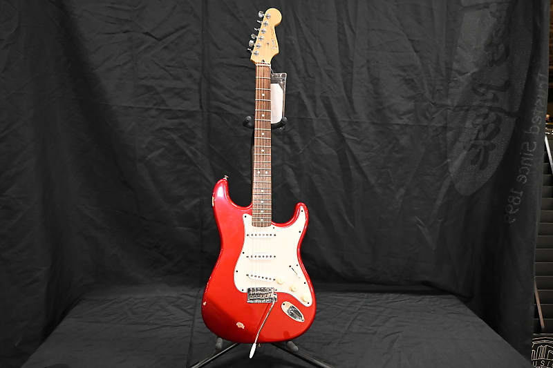 Fender Standard Stratocaster 2006 - 2017 | Reverb