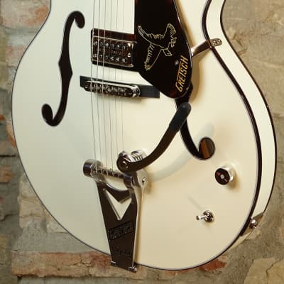 GRETSCH G6636-RF Richard Fortus Signature Falcon Center Block Double-Cut w/Bigsby - White image 13