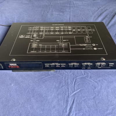 Yamaha TX81Z Rackmount FM Tone Generator 1987 - 1988 - Black