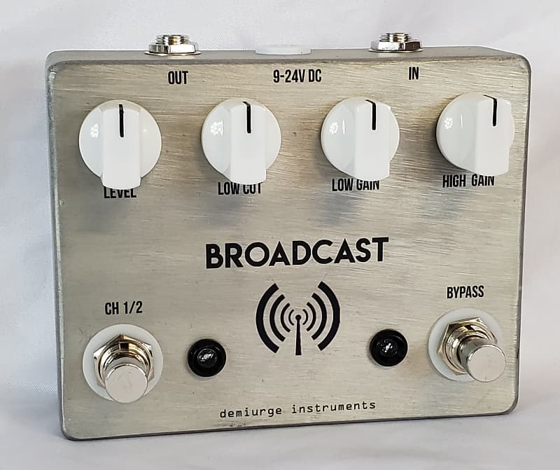 Hudson Broadcast Dual Footswitch Clone by Demiurge Instruments Silver