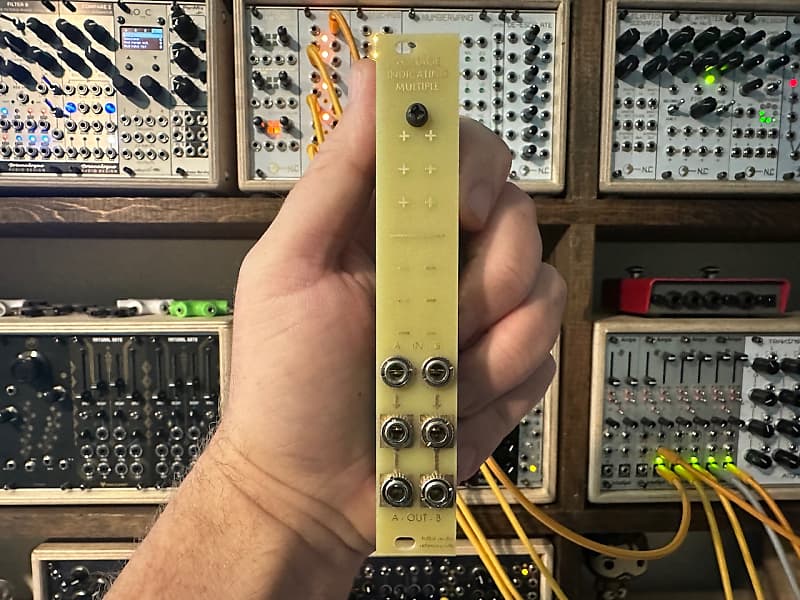 SetonixSynth Voltage Indicating Multiple
