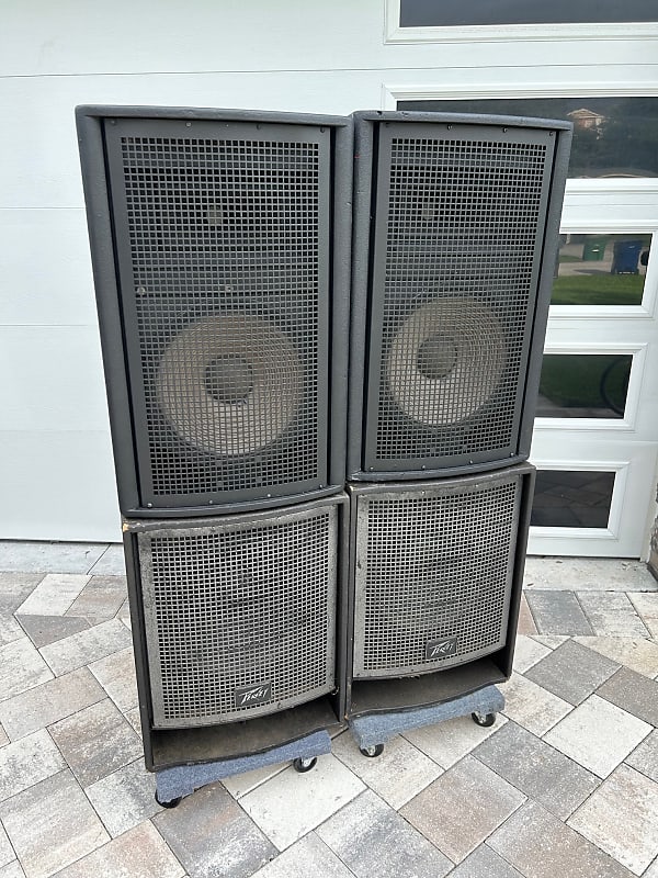 Peavey QW 4 Speaker System with 2 QW 2F 15" Speakers and 2 Reverb