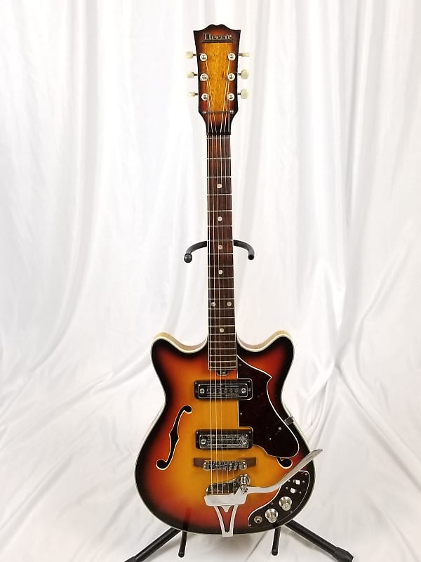 GREAT PLAYER, Vintage 1960s Teisco/Decca Hollowbody Electric