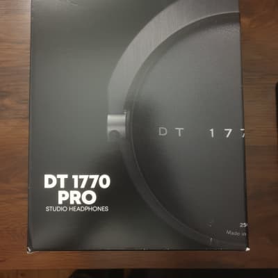 Beyerdynamic DT 1770 Pro Closed-Back Studio Headphones - Black