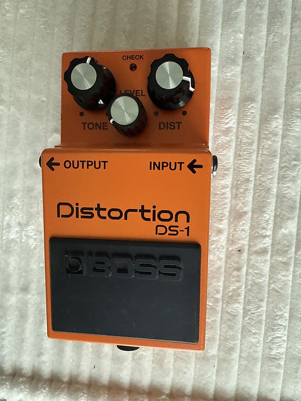 Boss DS-1 Distortion