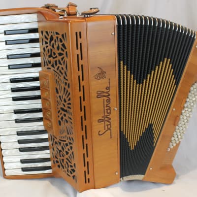 6270 - Certified Pre-Owned Cherry Saltarelle Cleggan Piano Accordion LMM 35 72 image 1