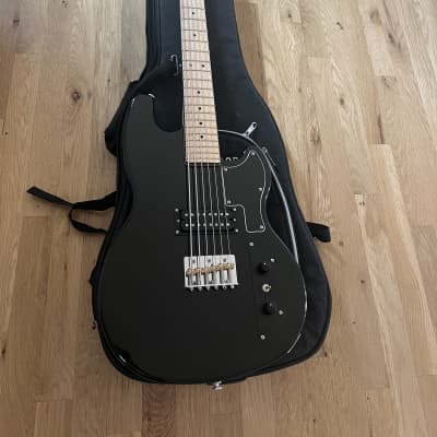 Eastwood Hooky Bass 6 Pro 2020 - Present - Black for sale