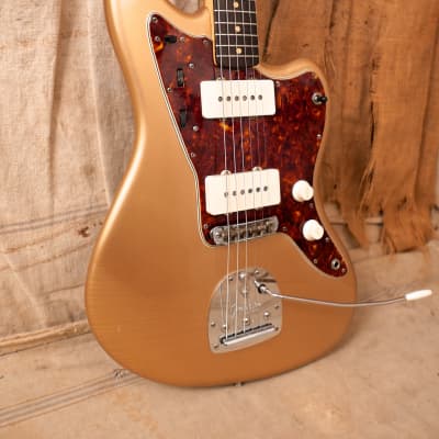 Fender Jazzmaster 1961 - Shoreline Gold - Refin image 9