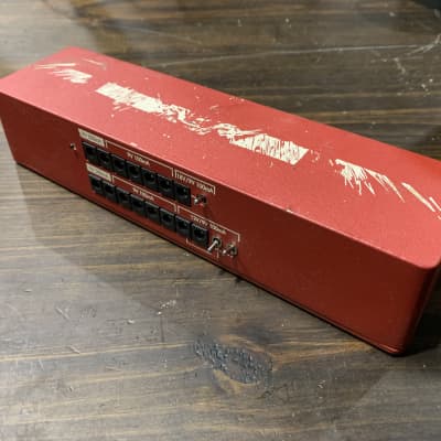 Walrus Audio Phoenix 230V Clean Power Supply - RARE RED for sale