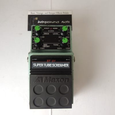 ギター Maxon SUPER TUBE SCREAMER ST-01 61FDKIBx0fL._AC_SY200_QL15_.jpg