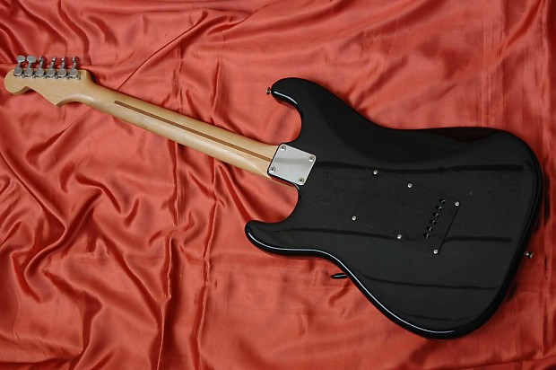 Vintage Squier Silver Series Stratocaster Japan 1993 Fender
