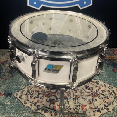 Ludwig 14x5" Vistalite, Blue and Olive Badge, Snare Drum 1976 - White image 3
