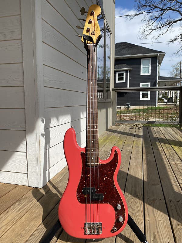 Fender Custom Shop Pino Palladino Precision Bass with Mono case image 1