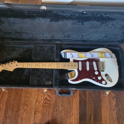 LEFT-HANDED Fender Player Stratocaster with FREE Roadrunner case and fender strap - Red Pickguard, Maple Fretboard - Polar White for sale