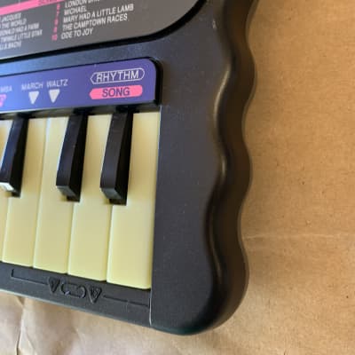 Casio ML-1 24-Key Magical Light Keyboard 1994 - Black in MINT Condition image 9