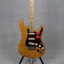 Fender Limited Edition American Professional Stratocaster MN Aged Natural